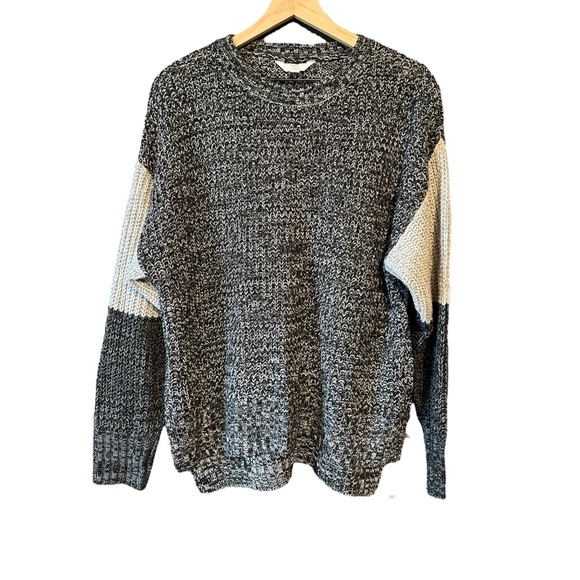 Time and Tru Sweaters - Time and Tru Black and Gray Long Sleeve Knit Sweater SIZE XL